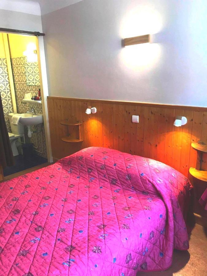 Chambres Avec Garage Motos Lanslebourg-Mont-Cenis Kültér fotó