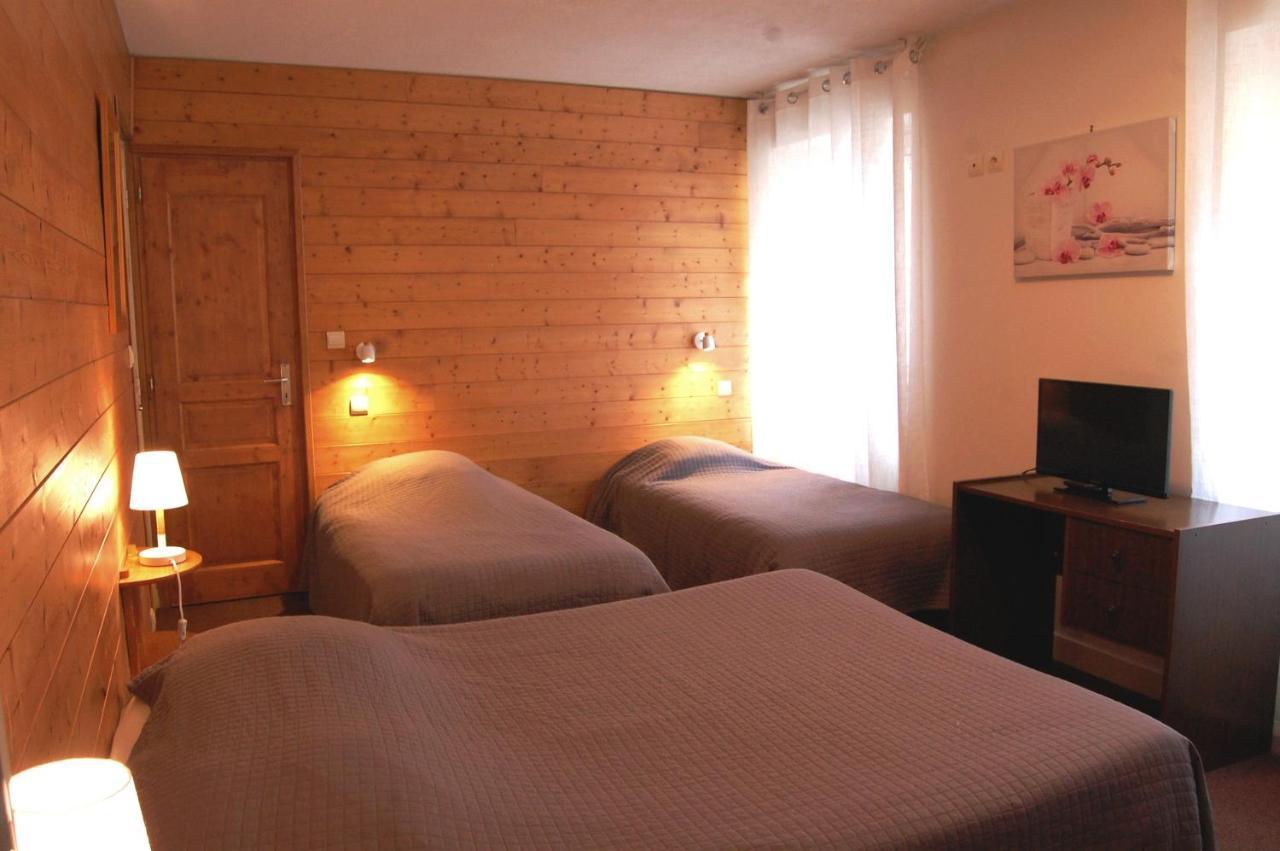 Chambres Avec Garage Motos Lanslebourg-Mont-Cenis Kültér fotó