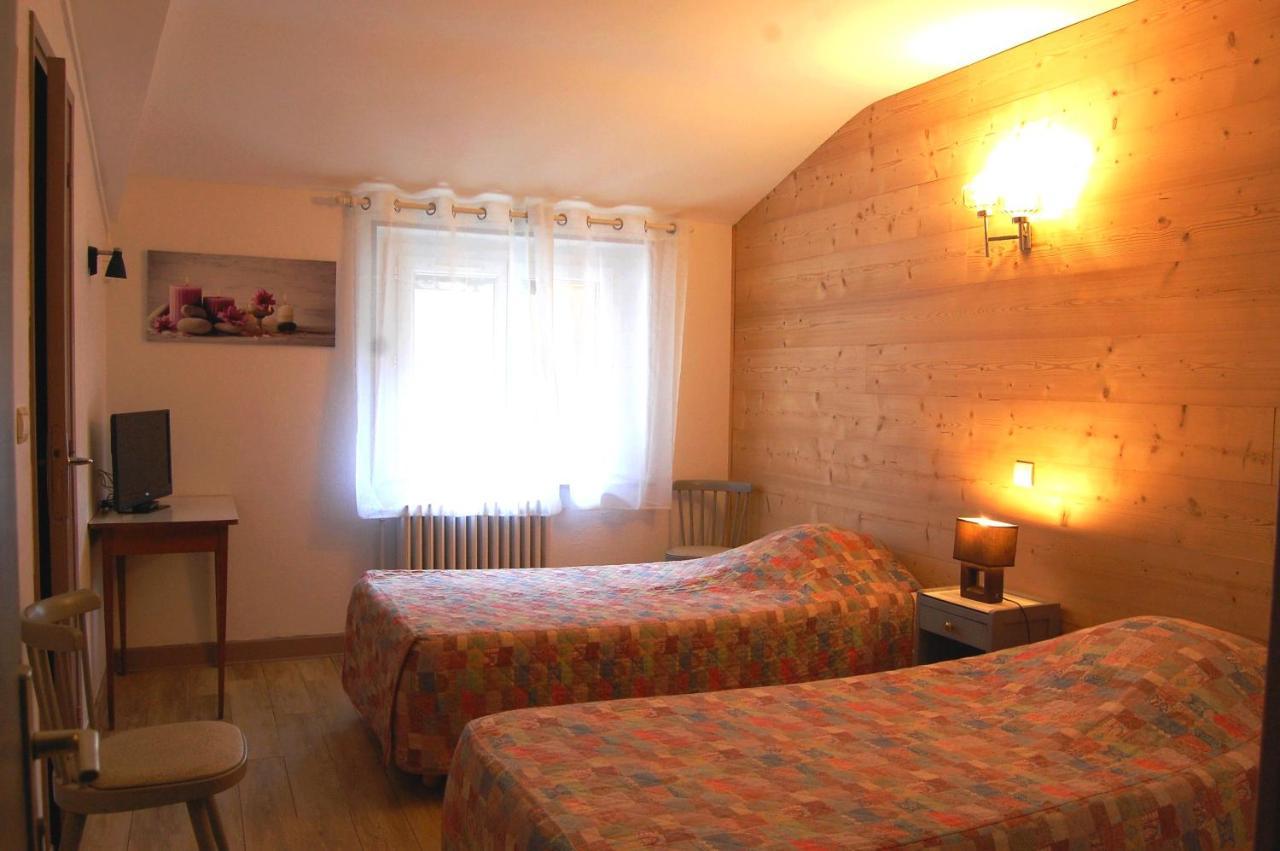 Chambres Avec Garage Motos Lanslebourg-Mont-Cenis Kültér fotó